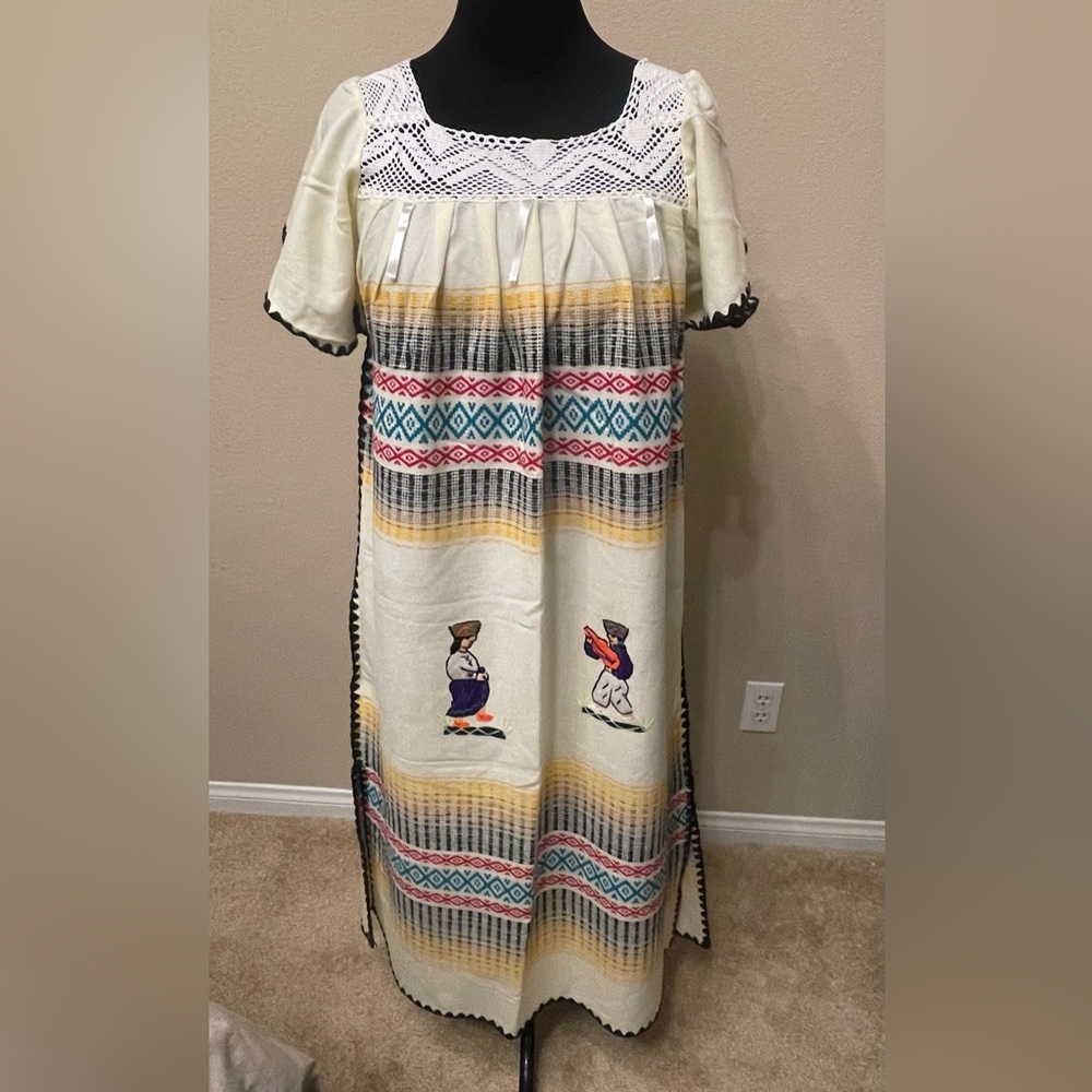 Vintage South Central American woven maxi dress size L cream white black multi